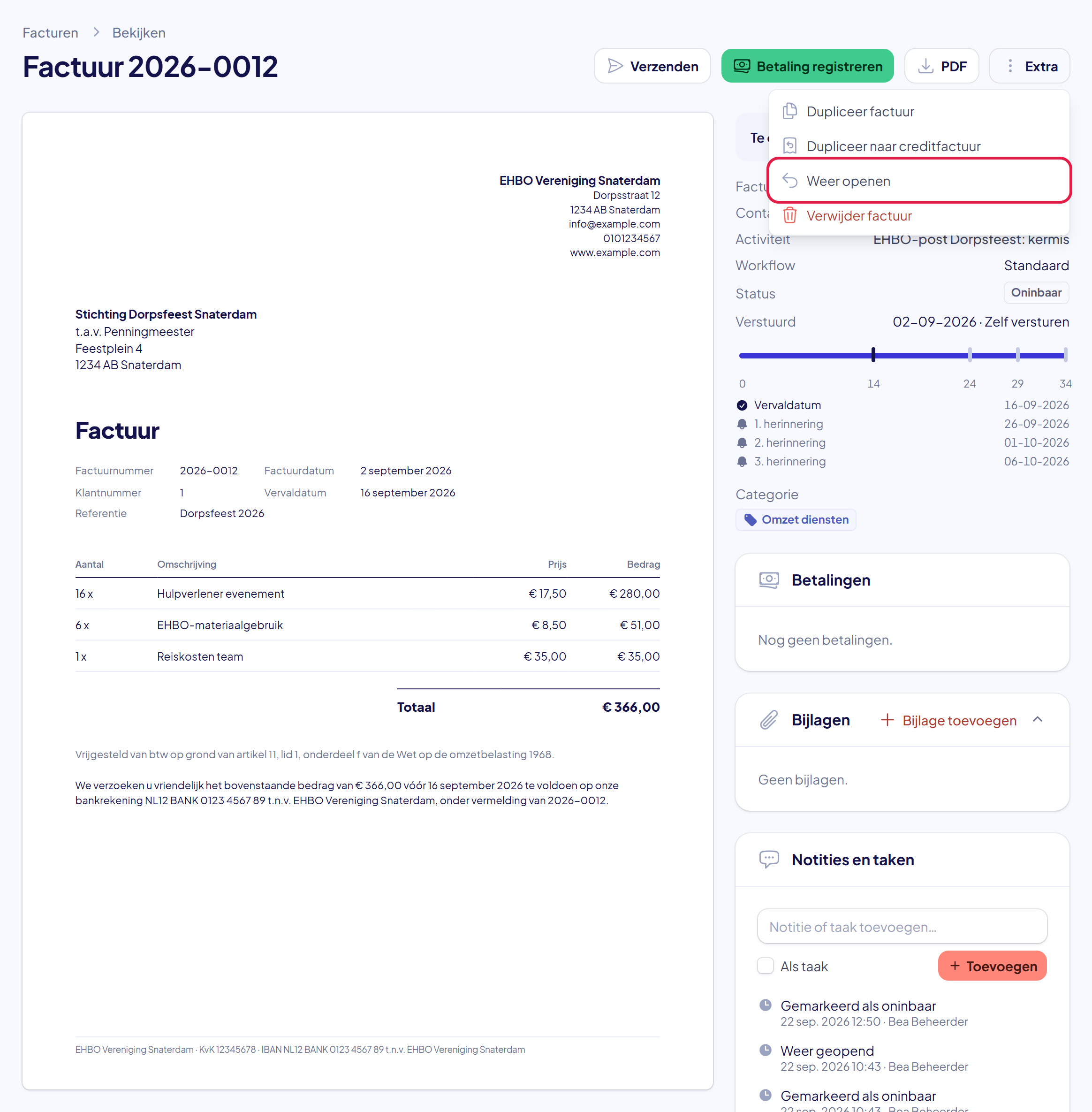 De pagina van een oninbare factuur met het menu Extra open en daarin Weer openen gemarkeerd