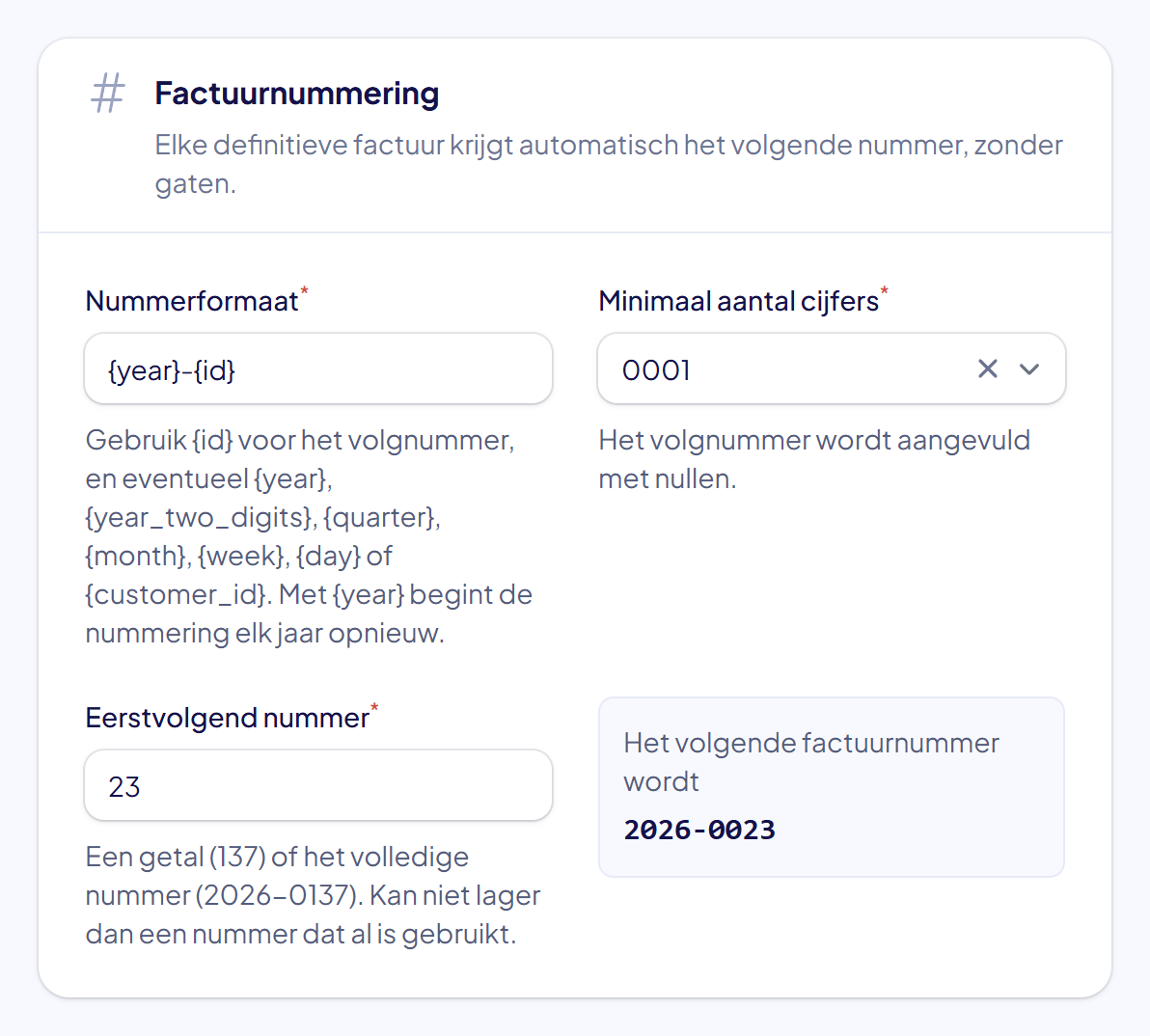 Het blok Factuurnummering met de vakken Nummerformaat, Minimaal aantal cijfers en Eerstvolgend nummer, en rechts het voorbeeld 2026-0014