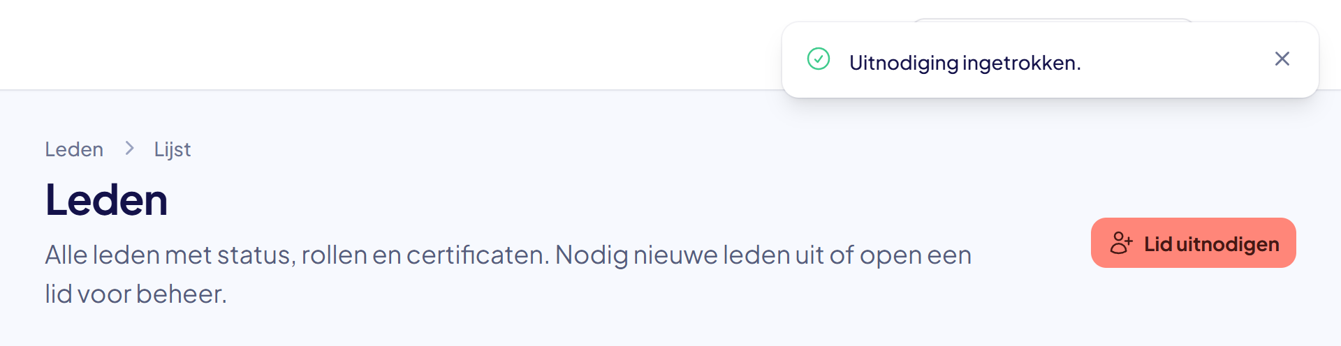 De pagina Leden met rechtsboven de melding Uitnodiging ingetrokken