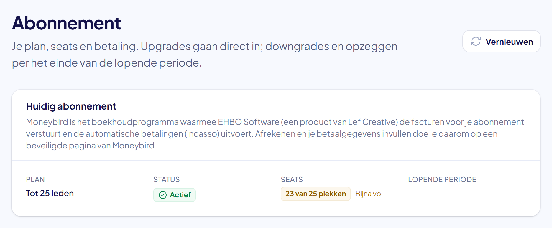 De pagina Abonnement met het blok Huidig abonnement: plan Tot 25 leden, status Actief en 23 van 25 plekken
